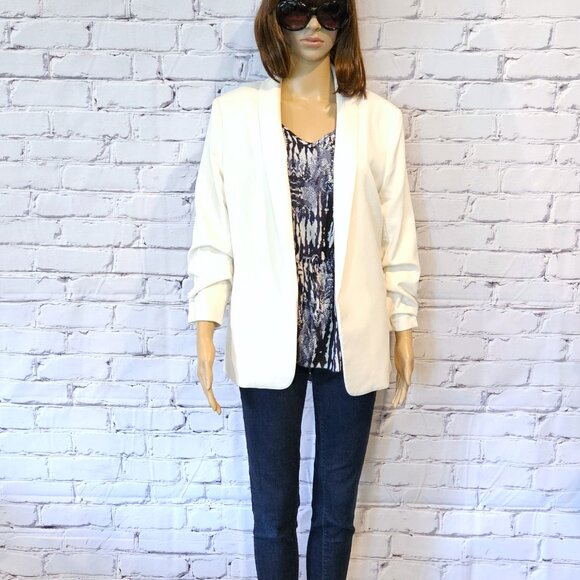 ROMEO & JULIET COUTURE,  Boho blue blouse - Picture 8 of 11